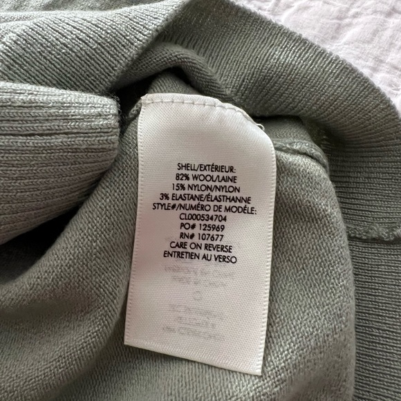 NWT Alice + Olivia Luna Wool Blend Shrunken Sweater in Sage Green - Picture 6 of 8